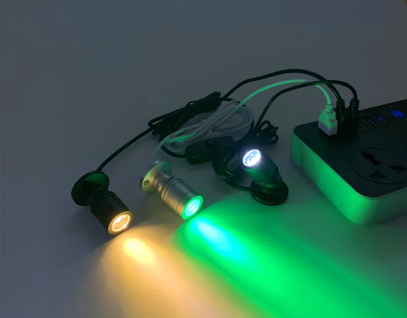 Mini LED-spotlicht, 5V Spotlight Sieraden Showcase Display Verlichtingsarmatuur Mini Spot Lights Heldere USB Dimbare LED-spot met (Warmwit licht 3000K Mini LED-spotlicht, 5V Spotlight Sieraden Showcase Display Verlichtingsarmatuur Mini Spot Lights Heldere USB Dimbare LED-spot met (Warmwit licht 3000K