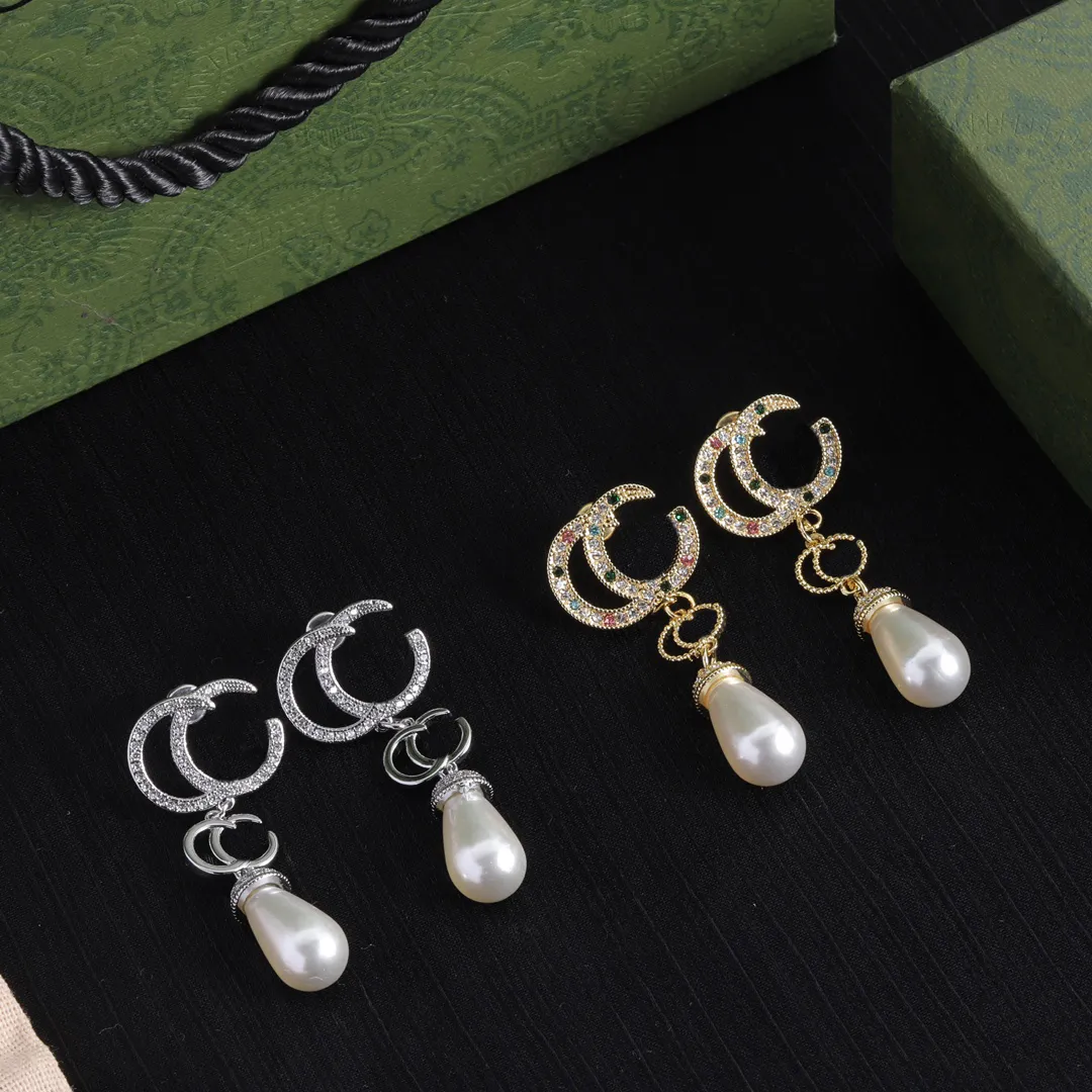 Boucles d'oreilles de créateur de diamants