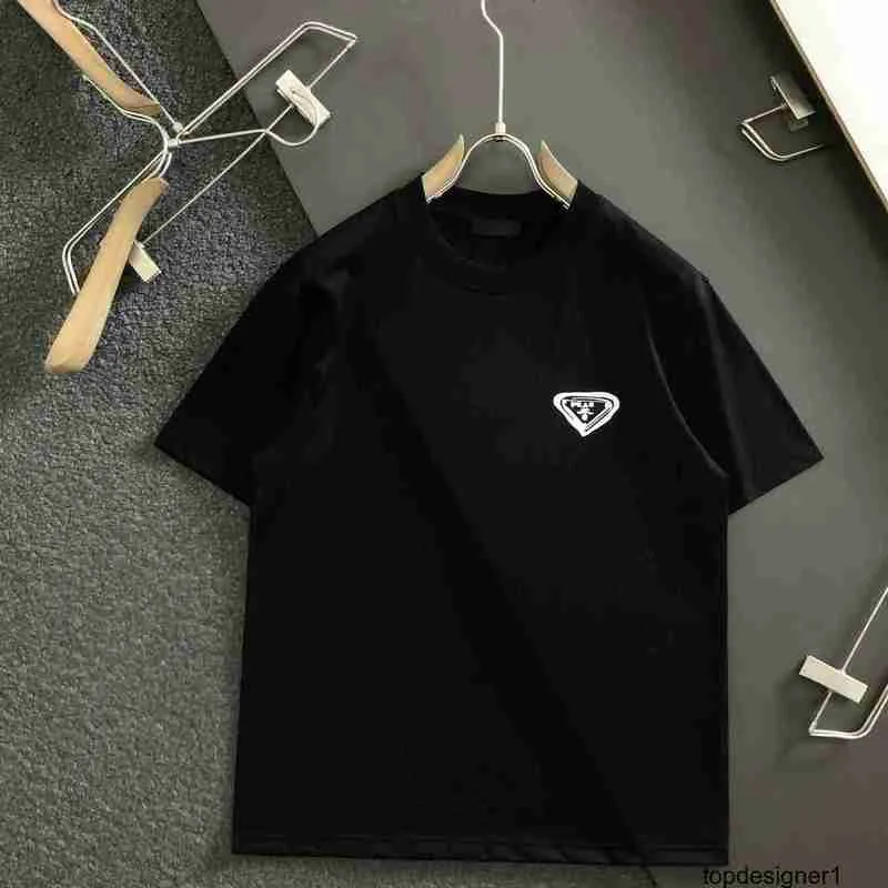 Designer pra pra verão novo triângulo carta em torno do pescoço camiseta unisex paris burro 1v 63m1