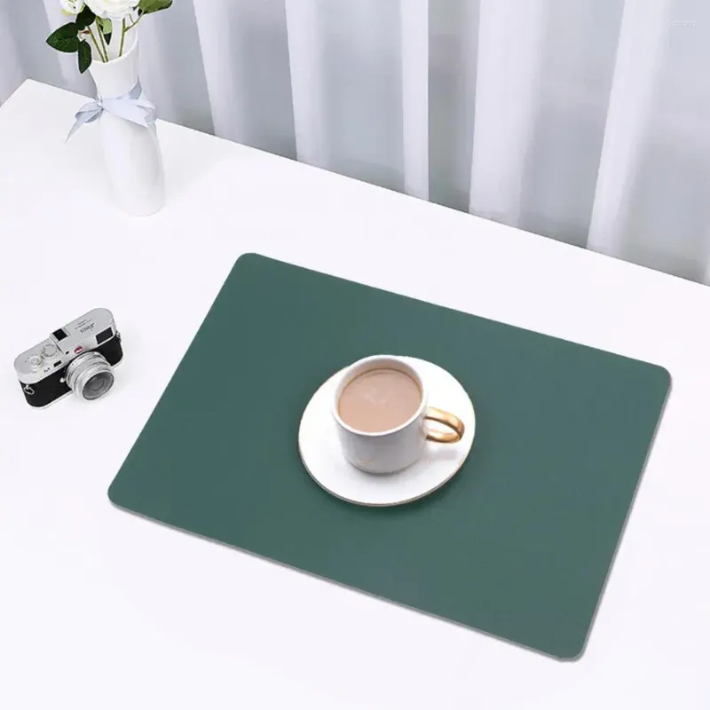 Placemats Oprolbare placemats Stijlvolle beschermingsset Oliebestendige dubbelzijdige placemat voor thuis Gemakkelijk schoon te maken warmte-isolatiemat