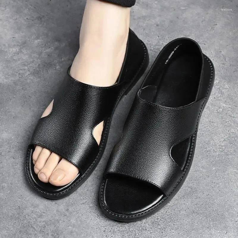 Sandálias marca 2024 verão homens lazer praia sapatos de alta qualidade couro pu designer moda preto confortável deslizamento-on