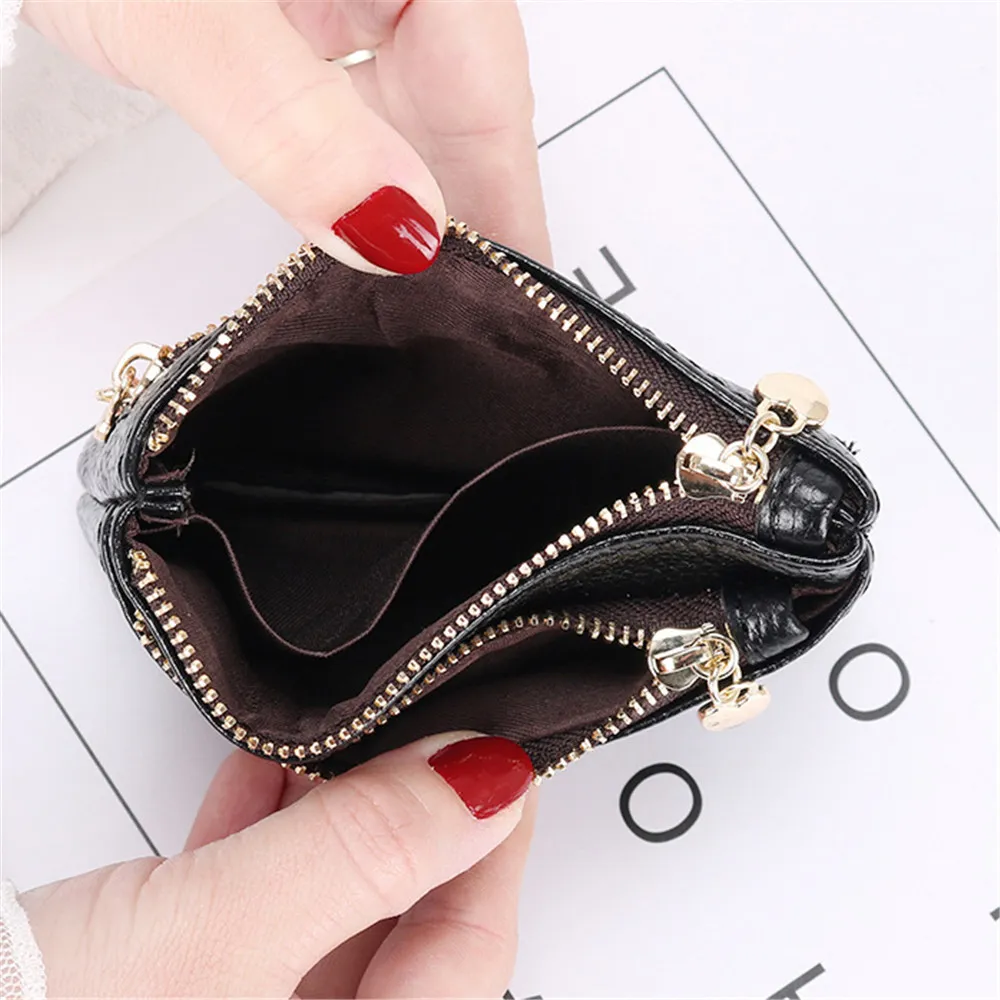 thumbnail interactive-video image 1 of Unisex Leather Coin Purse Wallet With Zipper - Mini Keychain Change Pouch 1 of 4