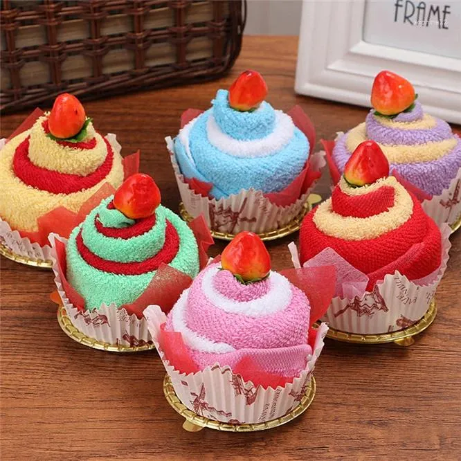 Handduk 10 Set Cake Colorful Creative Gift Bomullshanddukar härliga bröllop Jul Mors dag Lärarnas födelsedag