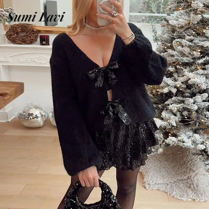 Women's Knits Autumn V Neck Long Sleeve Soft Knitted Tops Christmas Festival Bow Sweater Vintage Ladies Splicing Lace-up Cardigan