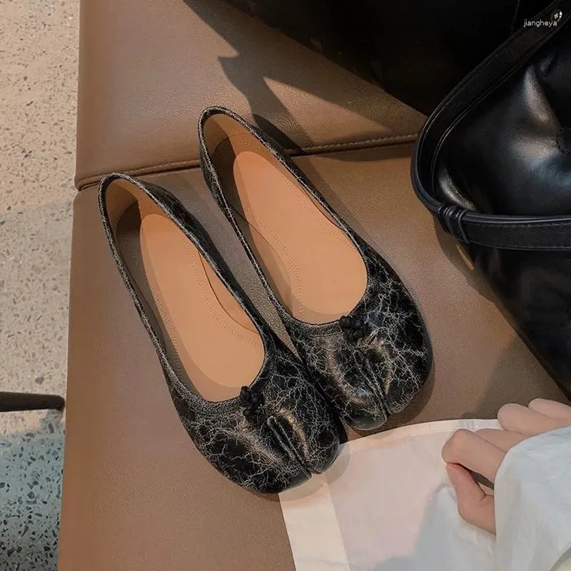 Casual schoenen bijpassende Vintage Mary Jane vrouwen lederen split teen platte ondiepe Saltos Alto Femininos