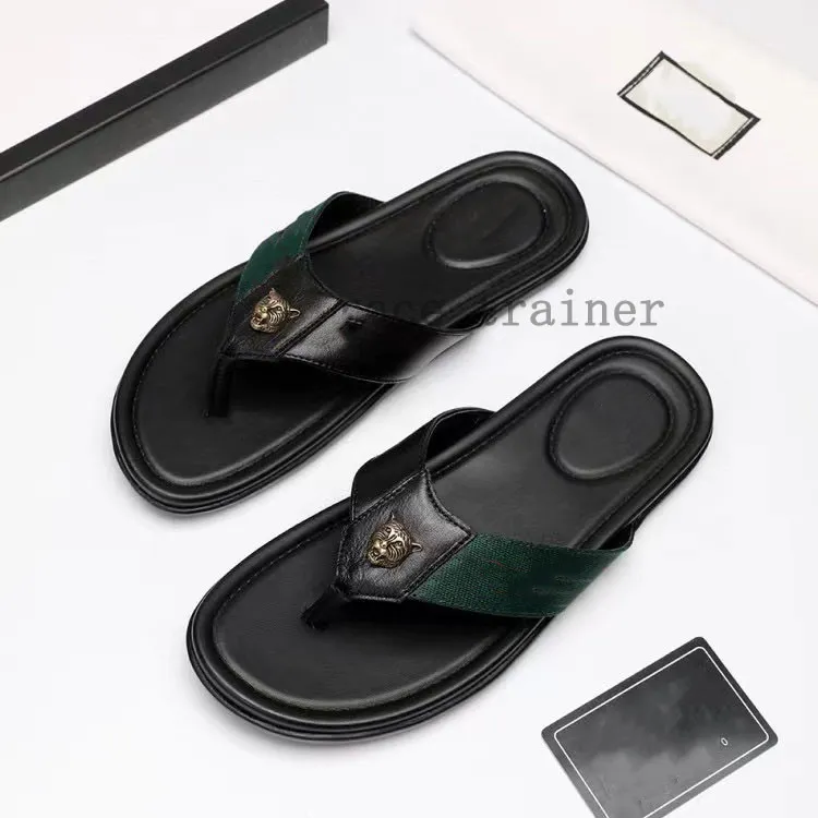 Sandales de créateurs Été Luxe Classique Hommes Pantoufles En Caoutchouc Bas Plage Diapositives Lettre Plat Pantoufle Chaussures De Créateur Gear Bottoms Flip Flopsfashion causal 3.20 12