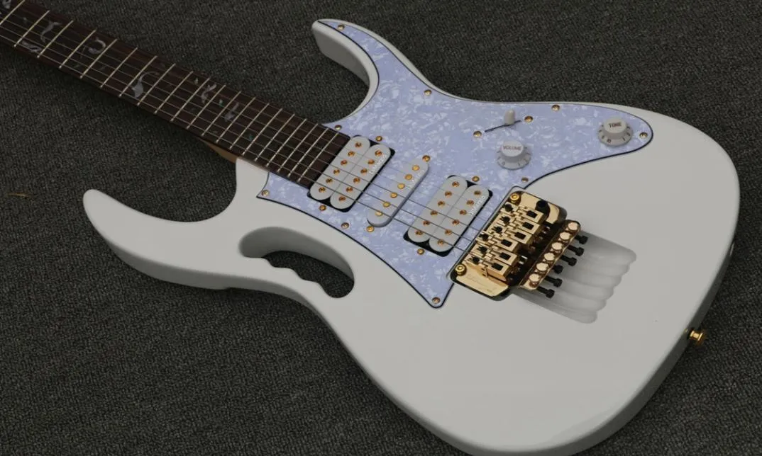 IBZ White 7V Elektryczna gitara wiht twarda case0123456789519456