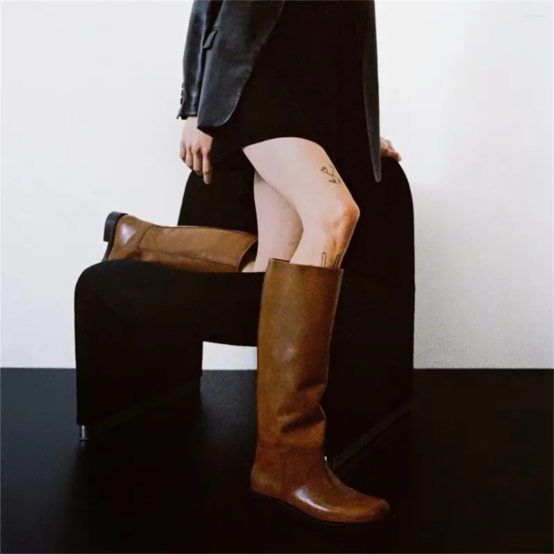 Scarpe casual Stivali alti al ginocchio con punta tonda Slip On Nero Solido Conciso Modello patchwork da donna Femininos Colore abbinato Comfort