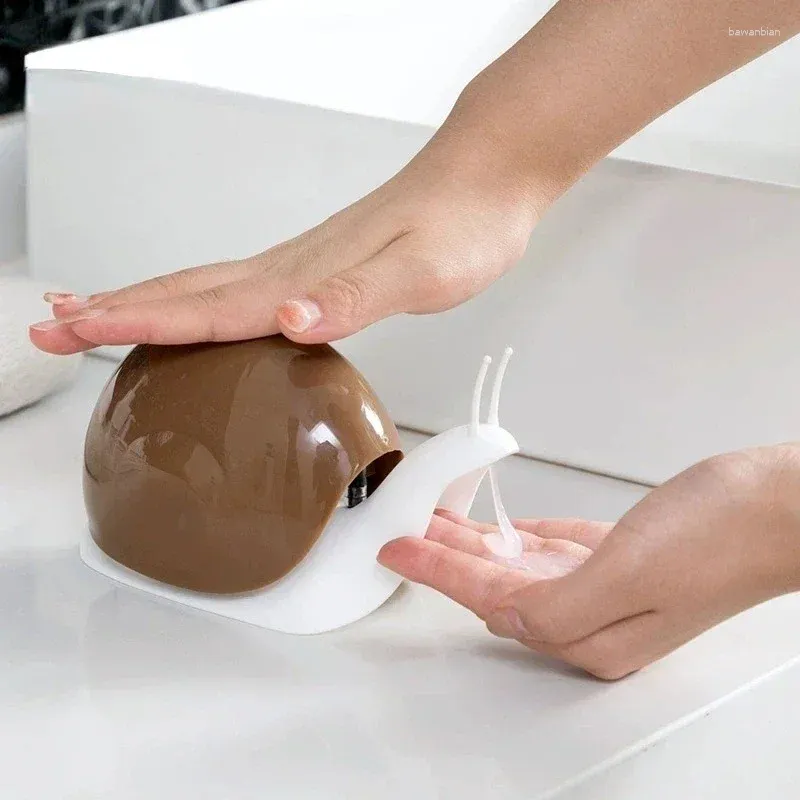 Lagringsflaskor Creative Snail Design 120 ml Liquid Soap Dispenser Facial Cleanser Organisera flaskans schampo duschgel och lotionverktyg