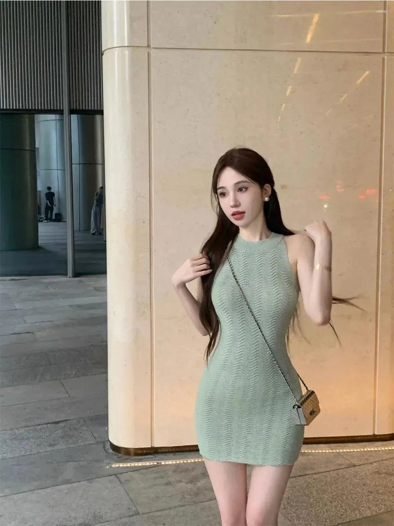 Casual Dresses Pure Sexy Girl Knitted Halter Neck Green Dress Women's Summer Slim Fit Buttocks Wrapped Short Fashion Female Clothes