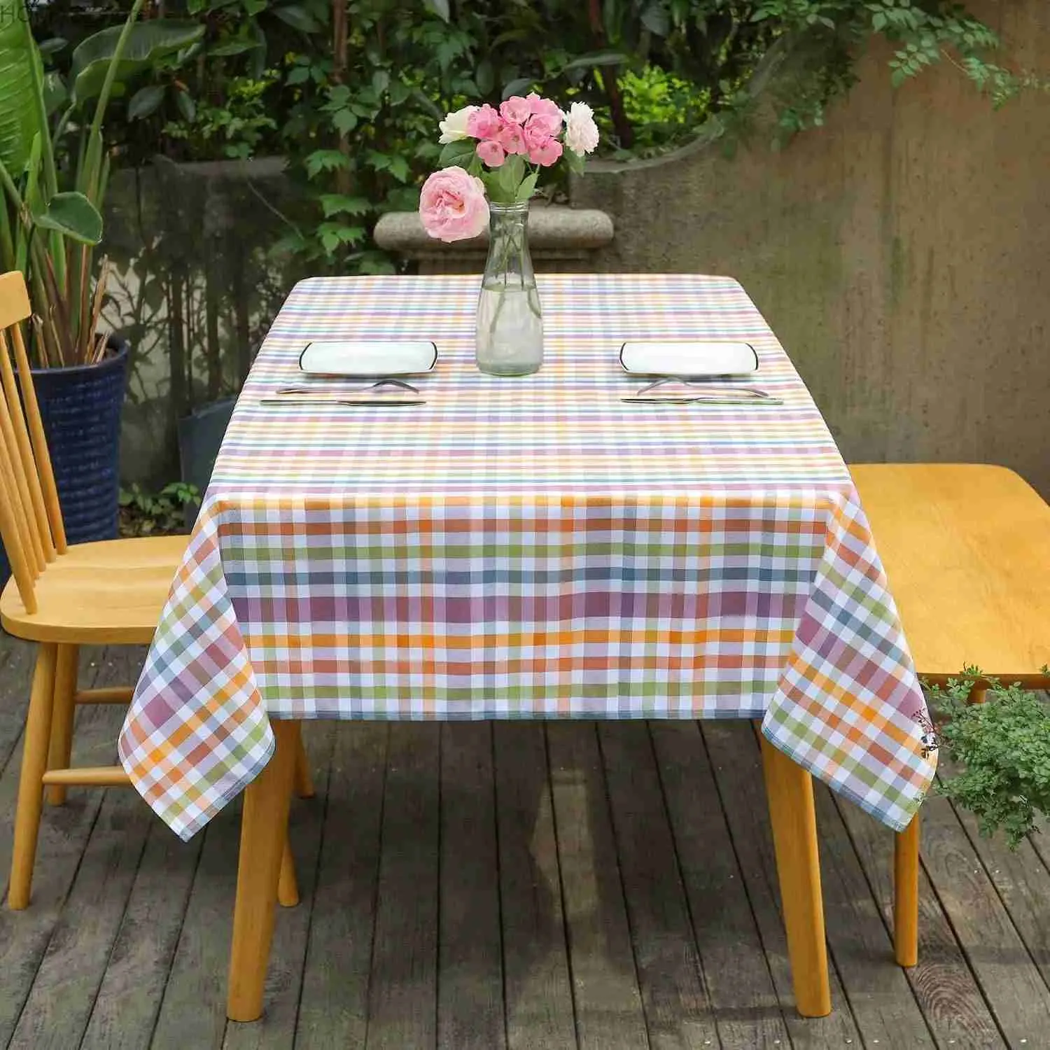 Table en tissu nappe à carreaux à la maison Picnique étanche à la gamme de tissu extérieur et à réseau rectangulaire de cuisine couverture de table de table de cheminée Y240401