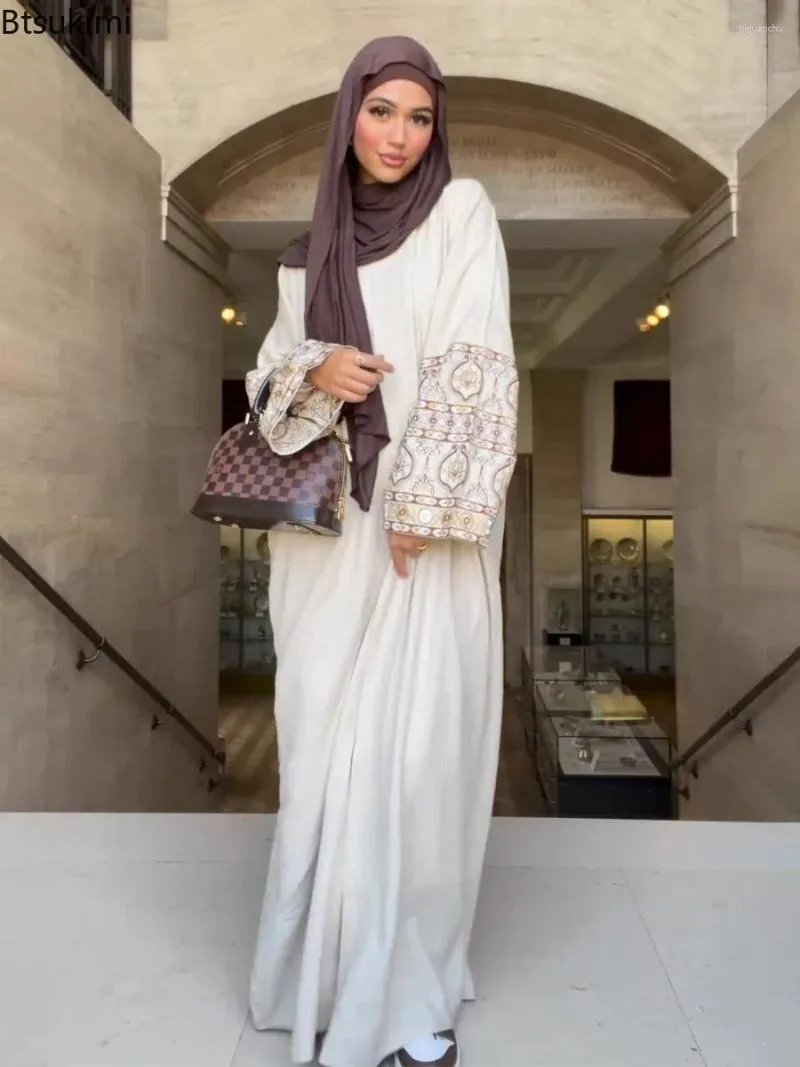 Abbigliamento etnico 2024 Abito Abaya musulmano vintage per donna Stampa di moda Fiore Boho Maniche a palloncino Allentato Casual Maxi Ramadan