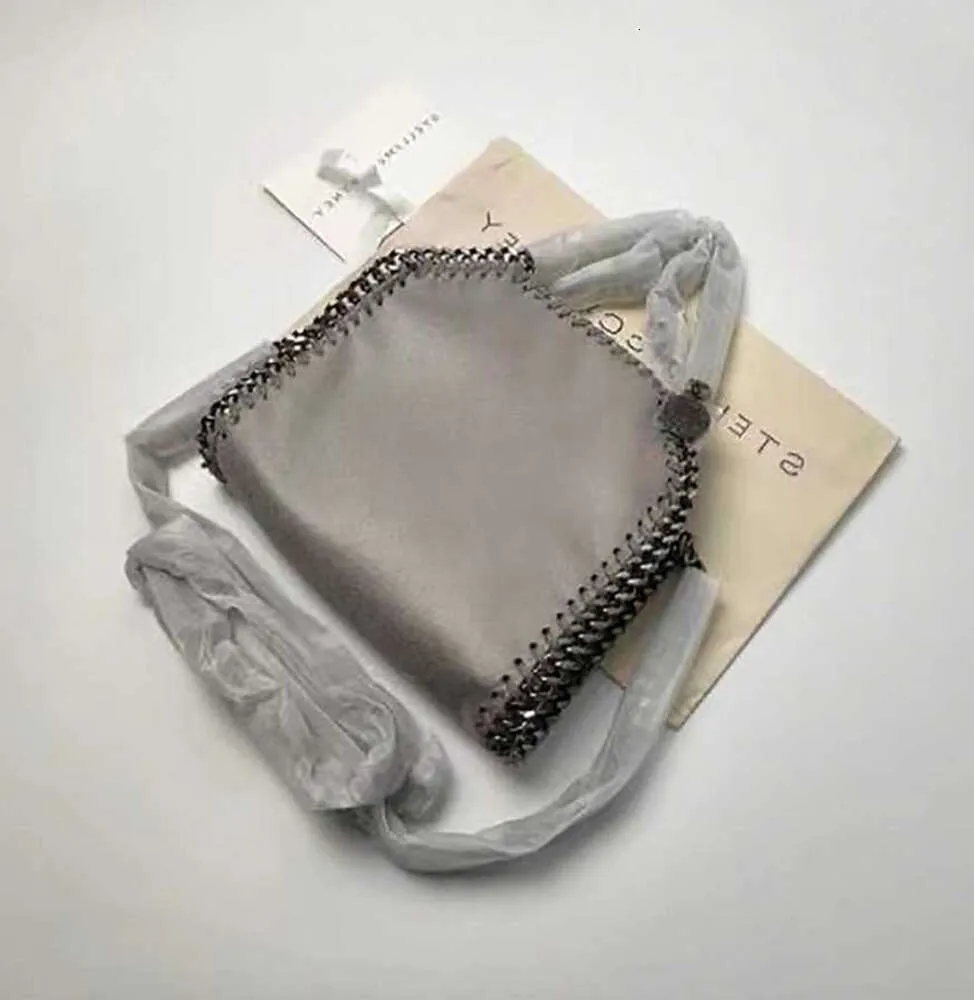 Tasarımcı Stella McCartney Falabella Mini Tote Çanta Lüks Kadın Metalik Şerit Siyah Küçük Alışveriş Kadınları Çanak Deri Deri Crossbody Omuz Walle 47O7#