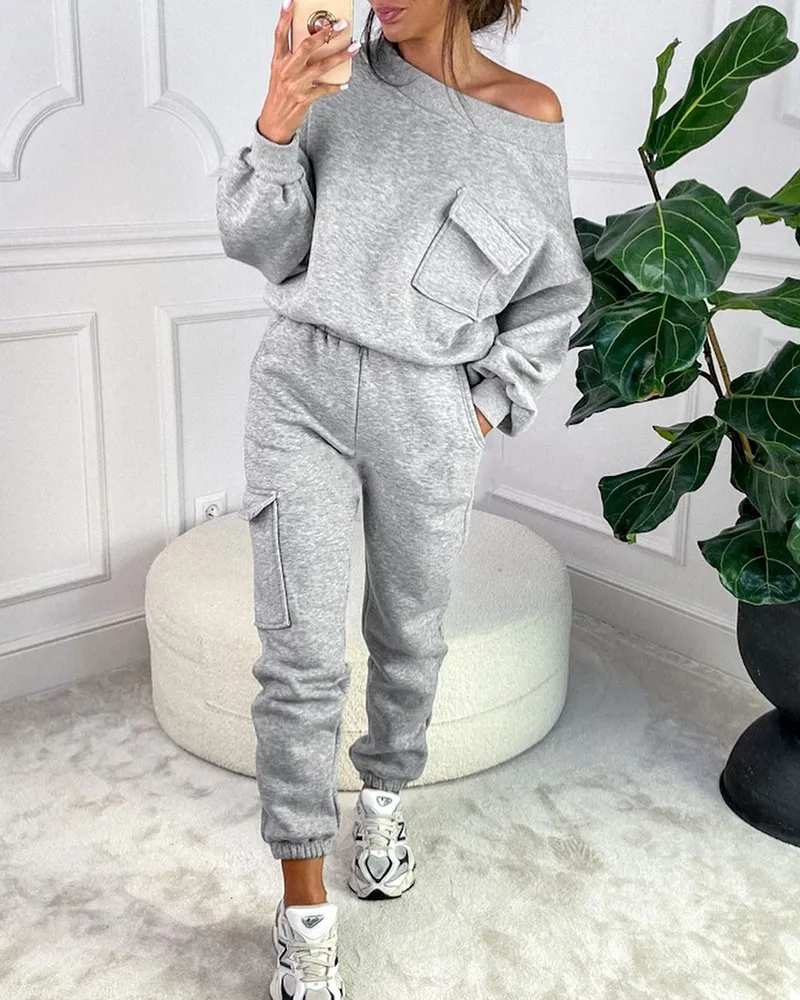 Cozy sweatshirt and sweatpants sale