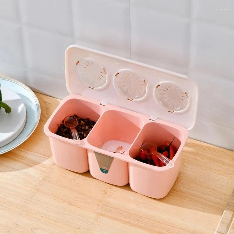 Storage Bottles 3 Grids Compartment Seasoning Box With Spoon And Clear Cover Container Spice Jar Can Pot Condiment Organizer