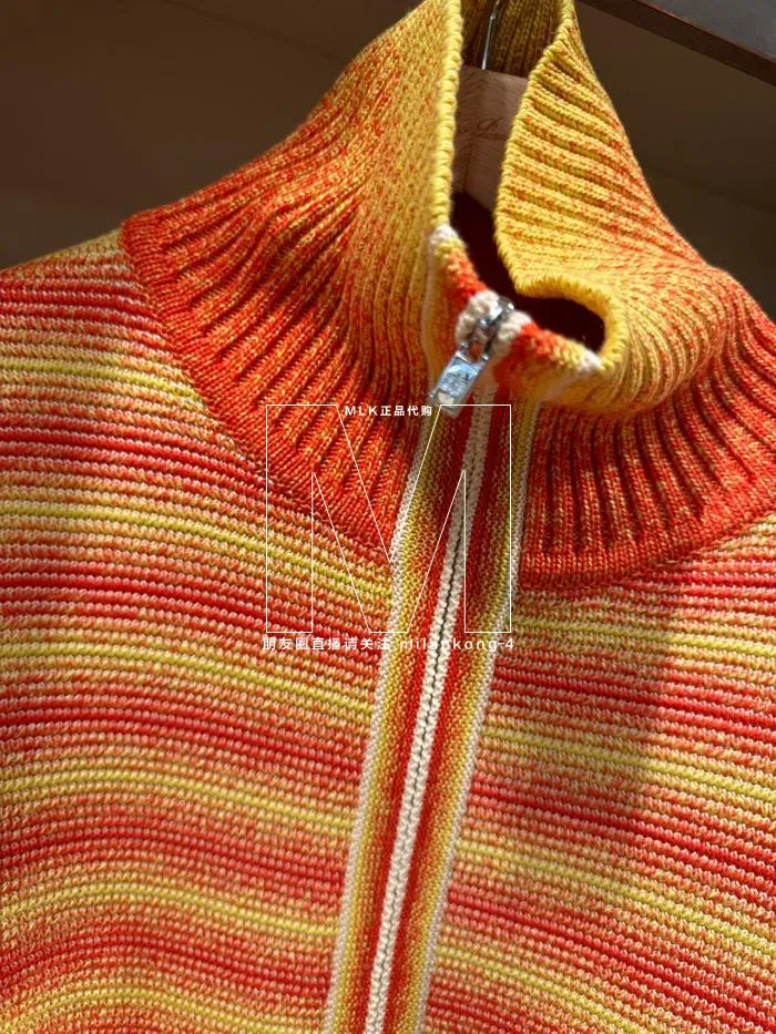 Femmes tricots printemps et été rayé loro col montant pull avec fermeture à glissière piana