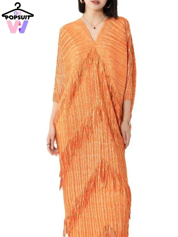 Elegant Grace V Neck Pleated Maxi Dress with Bat-wing Sleeves for Women 5 ft  4 in 164 cm and Above from Dhgate Other Arts and Crafts - price 121.24