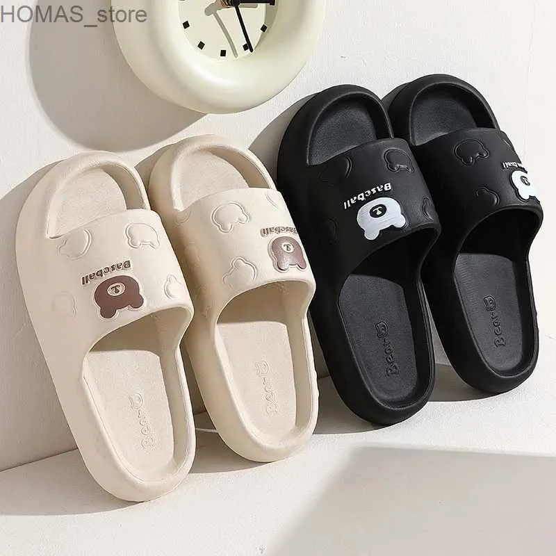 Hemskor qykaby nya sommarpar non-halp mjuk sula modedesign glider lithe mysiga sandaler män kvinnor tecknad tofflor hem flip flop y240401