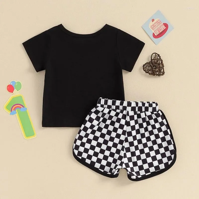 Conjuntos de roupas Criança Bebê Menino Aniversário Outfit Uma Duas Letras Bordadas T-shirt Jogger Shorts Waffle Roupas de Verão