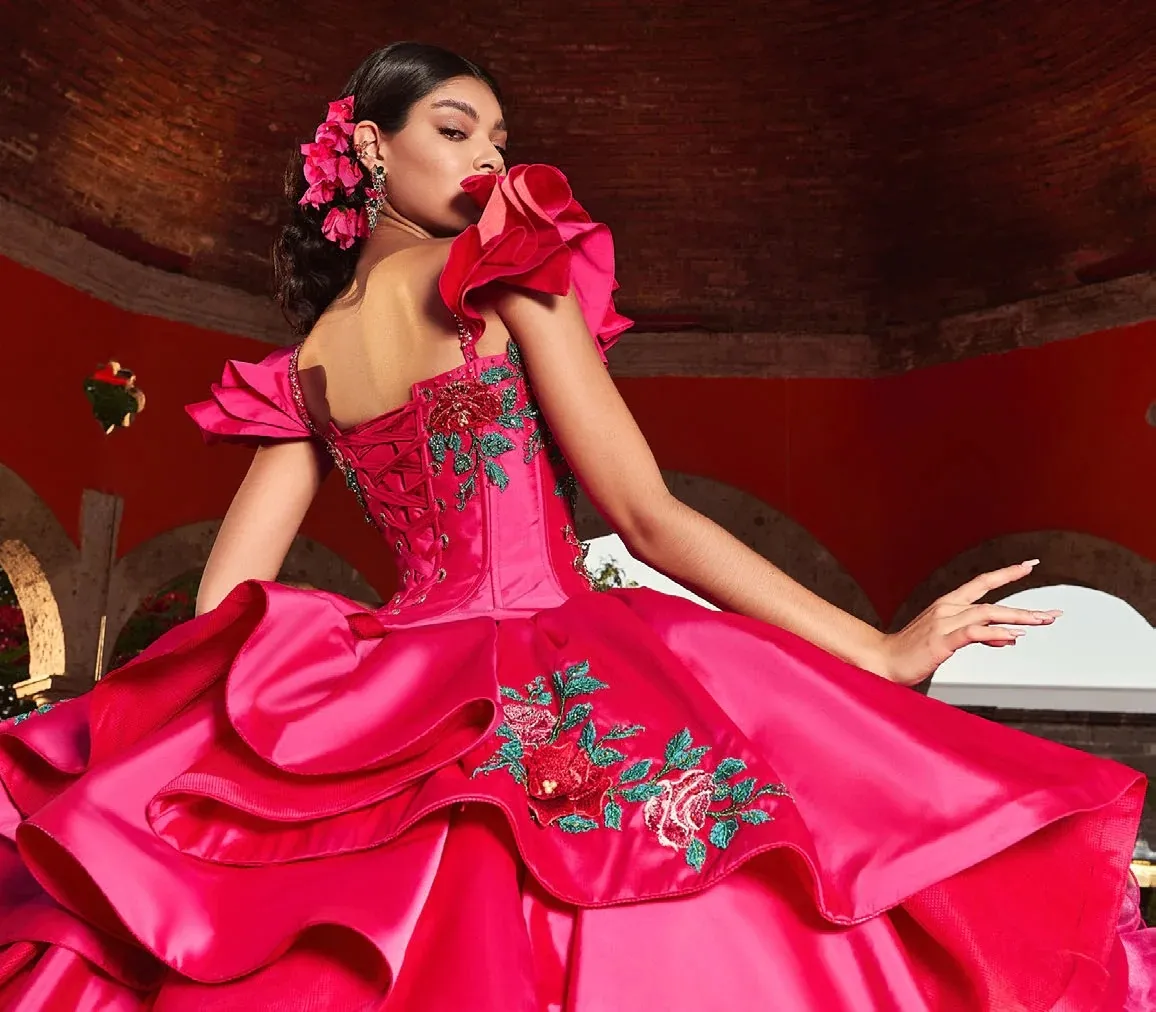 organza quinceanera dresses Off The Shoulder Organza Ball Gowns Sweetheart Quinceanera Dresses Lace Applique