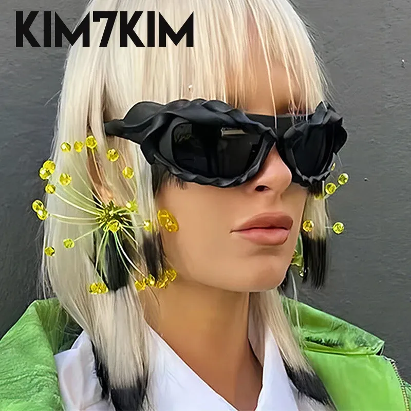 Steampunk Twisted Sunglasses: Y2K Mens Womens Trendy Hip Hop