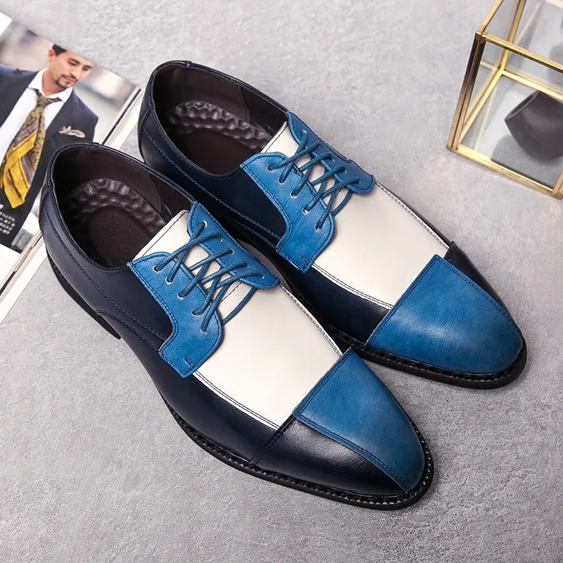 Boots Glazov Brand Fashion printemps automne Nouveaux hommes chaussures de brogue Bullock Men de robe chaussures homme Chaussures de mariage Laceup Couleur mixte blanc / bleu
