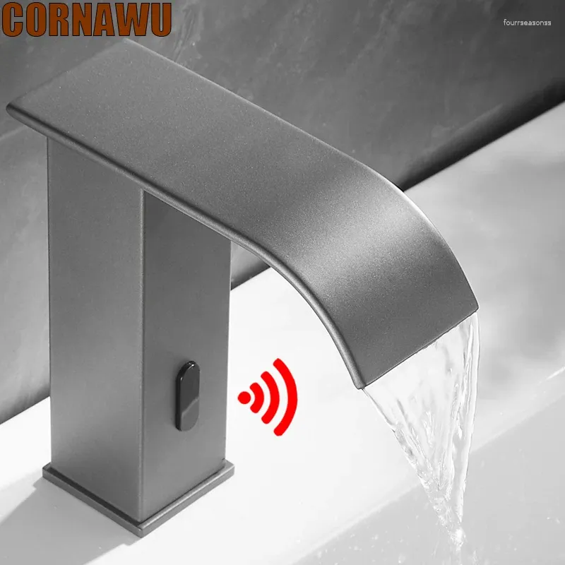 Rubinetti per lavandino del bagno Sensore a infrarossi Rubinetto per lavabo Cascata Miscelatore a induzione intelligente Montaggio su piattaforma Pistola per rubinetto dell'acqua Movimento touchless grigio