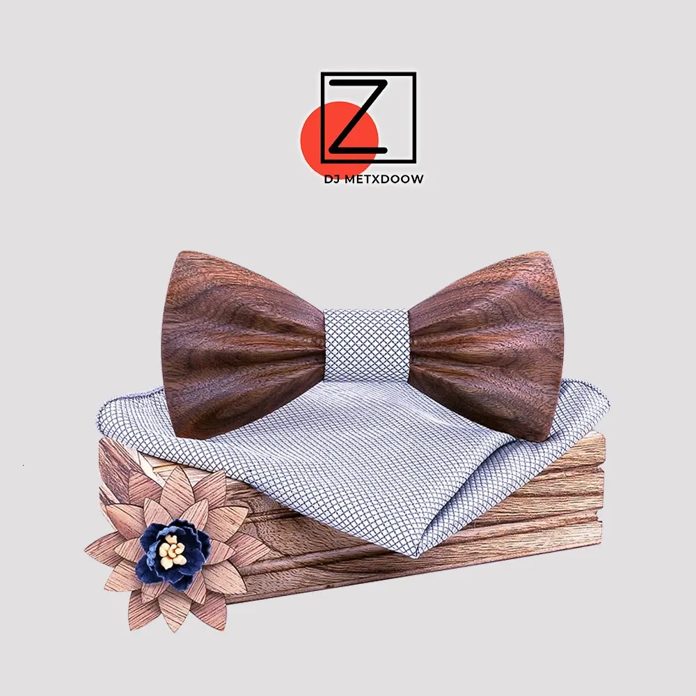 Tasarım Ahşap Çat Tie Düğün Katı Ekose Cep Meydanı Kufflinks Broş Bowtie Set takım elbise Erkekler Hanky ​​Ties Cadeau Homme240327