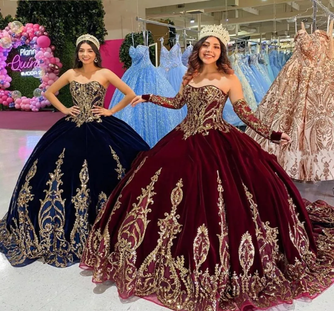 Bourgogne Laceup Corset Quinceanera klänningar med avtagbara långa ärmar Velvet Applique Sweet 16 Dress Undefined Vestidos de 15 A8329904