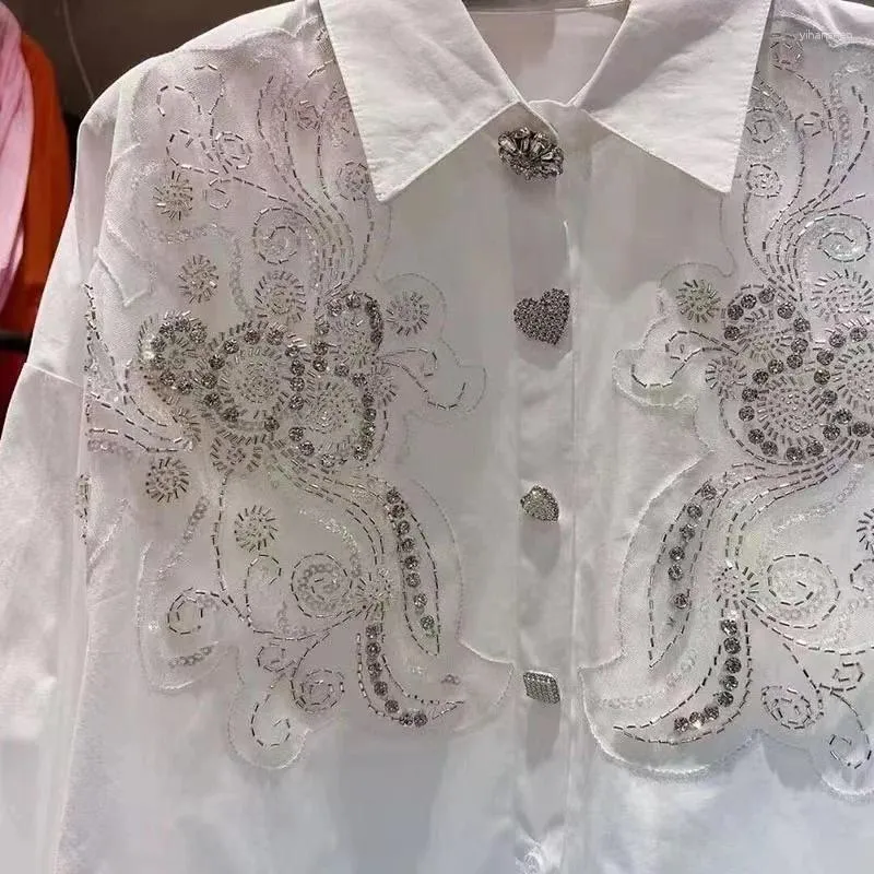 Kvinnors blusar lyxiga paljetterade vita bomullsskjorta och för ungdomlig klädförsäljning Lossa avslappnad elegant toppkvinna 2024