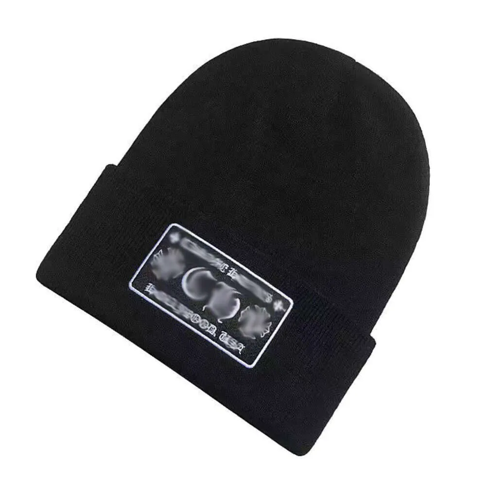 Cappello di lusso Beanie Designer Berretto invernale Uomo Donna Cappelli Marca Chr Bonnet caldo Sanscrito Cuori a ferro di cavallo Copricapo Casquette Berretto in lana cashmere femminile RXG7