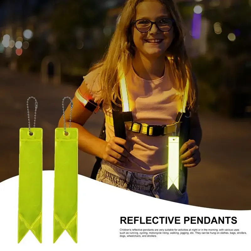 Lot De 24 Réflecteurs Fluorescents En Forme D'étoile - Porte-clés De Sécurité - 8 Couleurs - Pour Sac à Dos, Vélo, Poussette