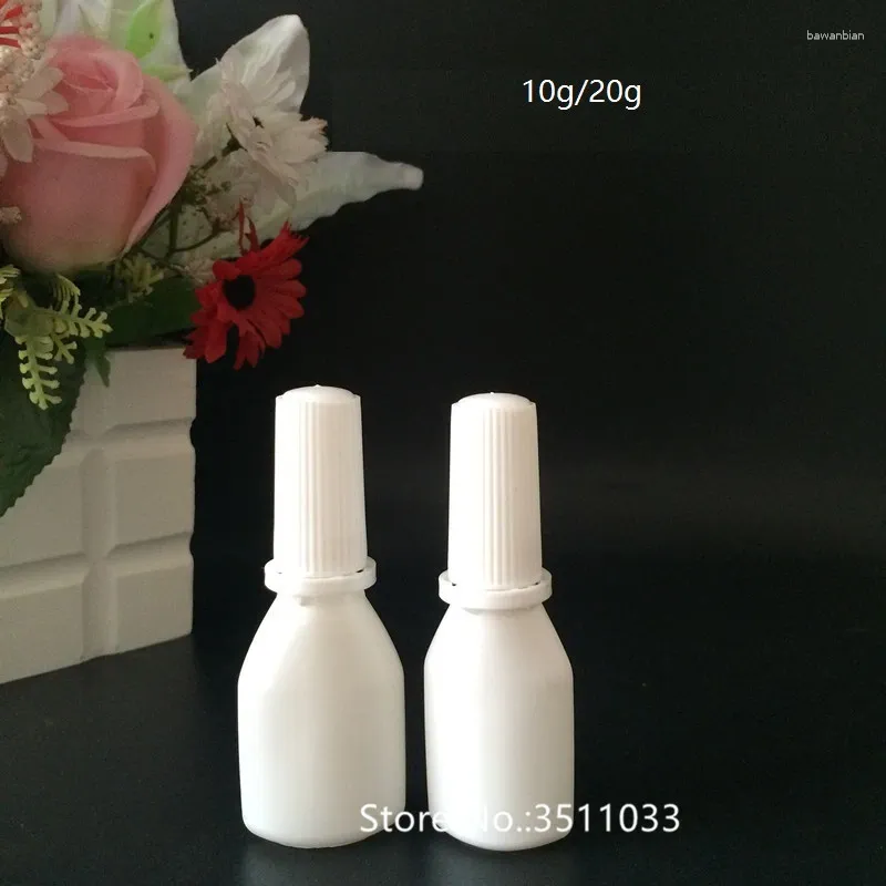 Vorratsflaschen 100PCS 10g 20g Squeeze White Plastic Dusting Powder Bottle Bottle Empty Spray