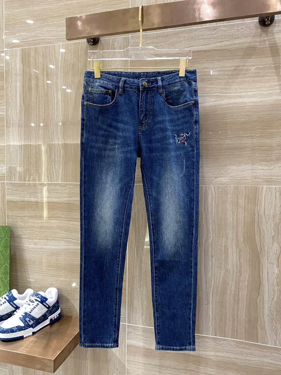 2024 Spring herfst borduurwerk zipper heren jeans licht gewassen gestreepte man's lange potloodbroek wcnz022