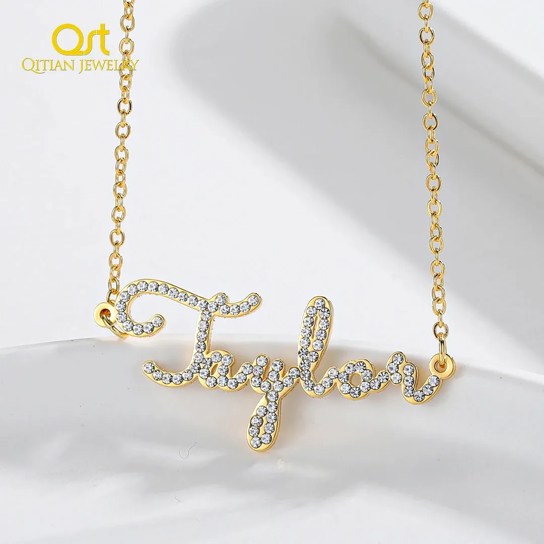 Qitian personnalisé nom collier CZ cristal nom chaîne glacé zircone colliers personnalisé collier bijoux pour femmes cadeau 240323