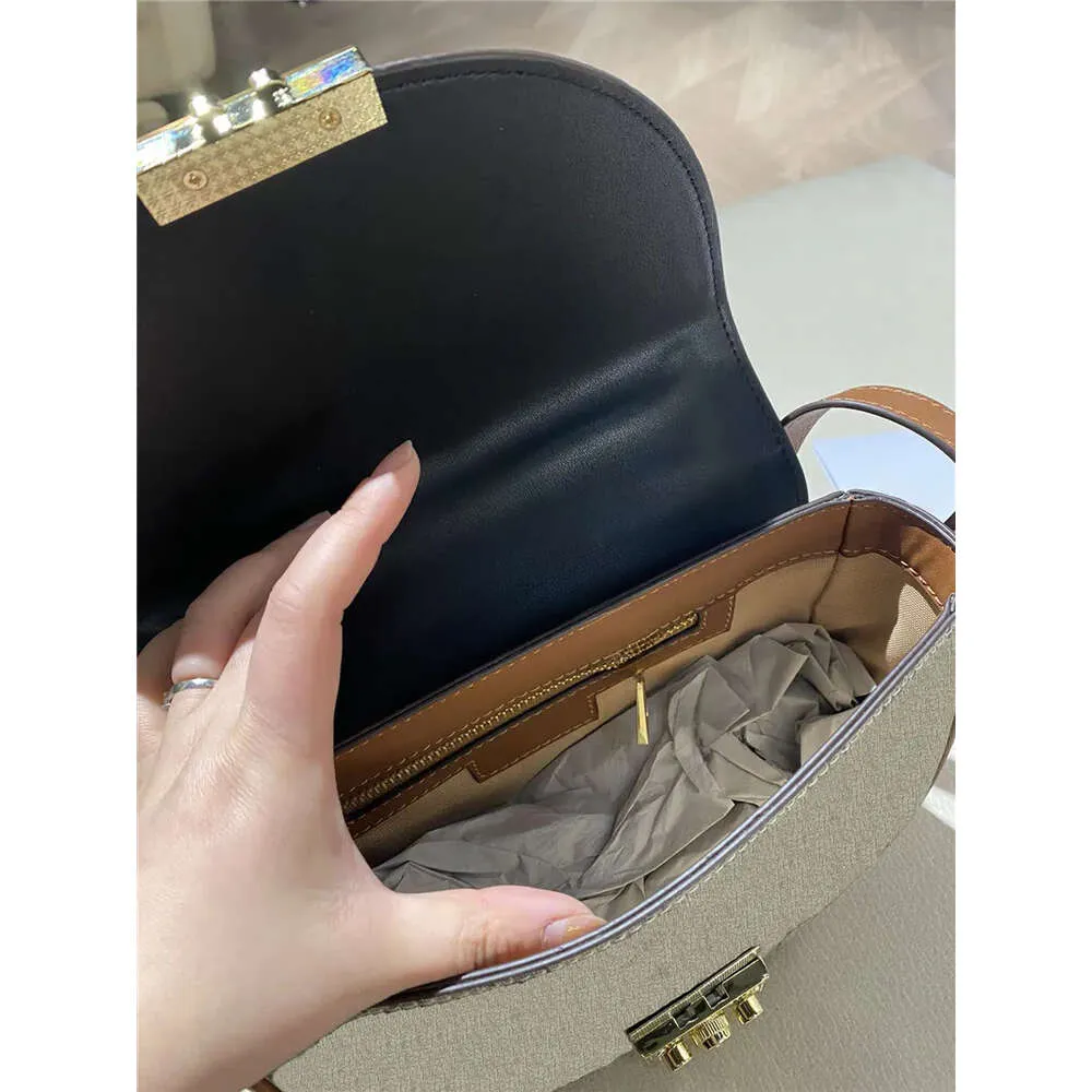 Famous Designer Women Fashion bag Two-tone Patchwork Genuine Leather Cover Saddle Interior Zipper Pocket Casual Shoulder Bags