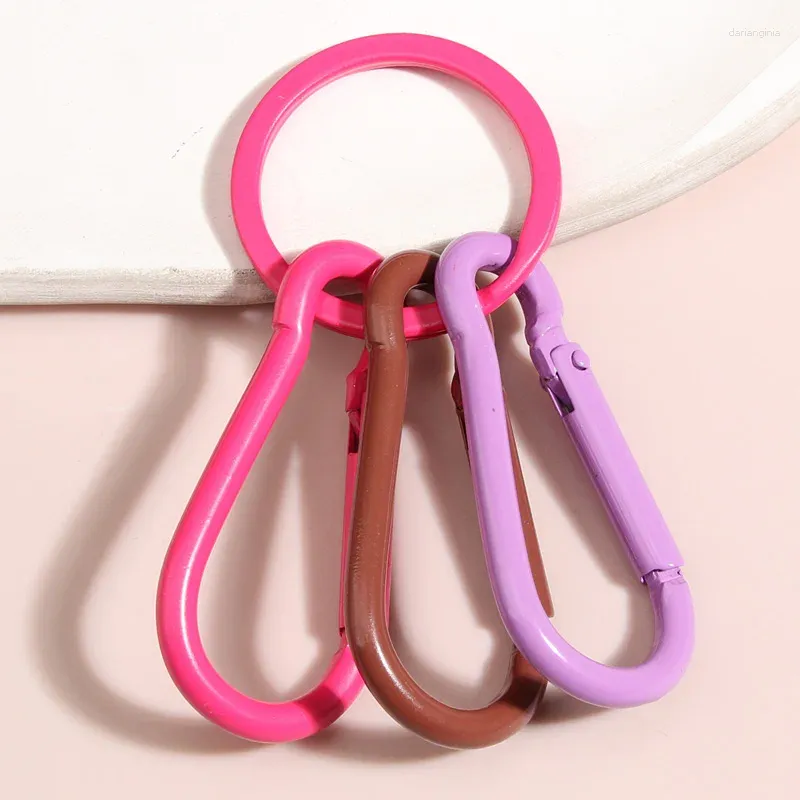 Nyckelringar Kreativitet Färgglada handgjorda karabiner Keychain Climbing Hook Key Ring for Women Girl Handbag Accessorie Diy Jewelry Gifts