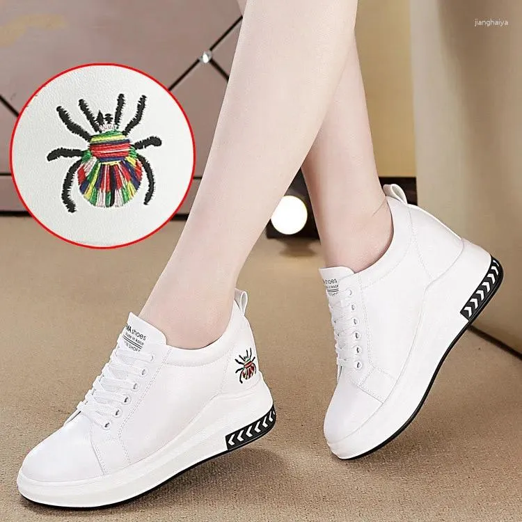 Scarpe casual in pelle da donna con tacco alto interno in pizzo Chaussures Femme Platform Sneakers Zapatos Mujer Sapato Feminino