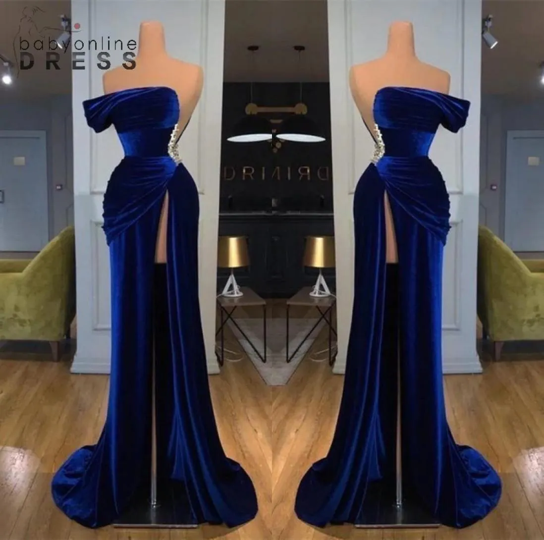 Elegantes vestidos de noche sin tirantes con hombros descubiertos en azul real, vestidos largos de fiesta de graduación con abertura en el muslo y cintura con cuentas Vestido8361516