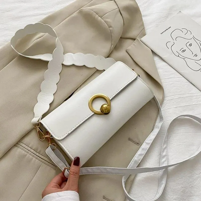 Borsa ATLI piccole borse a tracolla in pelle vintage semplici per donna 2024 borse da viaggio femminili con tracolla di lusso con serratura