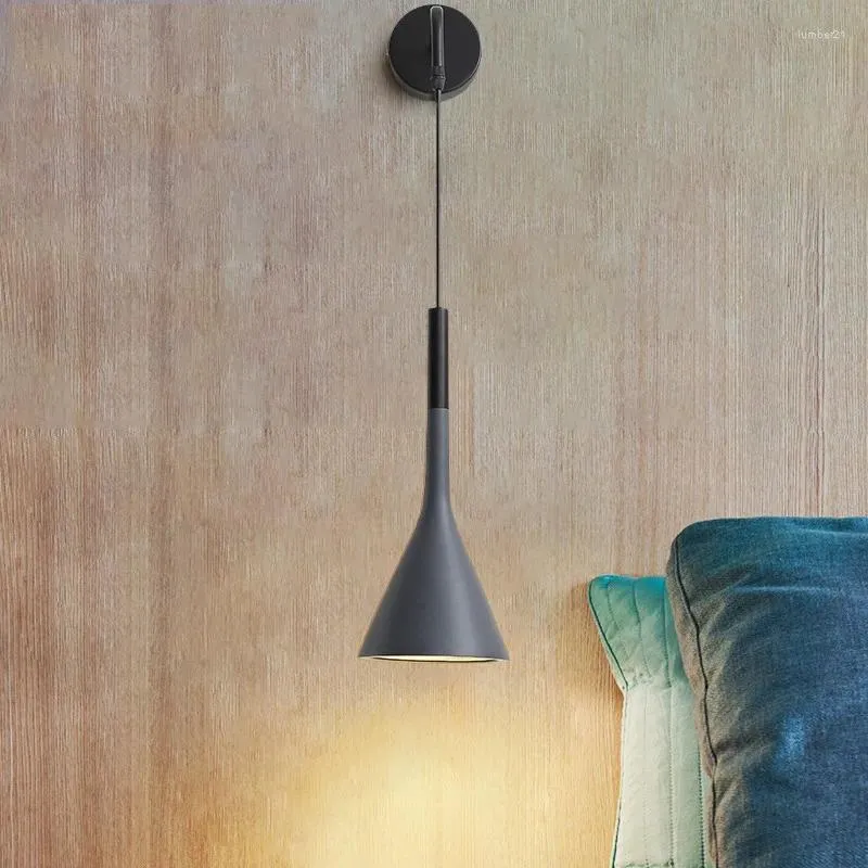 Lampa ścienna Nowoczesna nordycka E27 Światła sypialnia nocna salon salon z schodami loft wyposażenie domowe Minimalistyczne wystrój