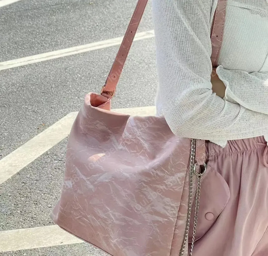 NOUVEAU Sac fourre-tout en PU givré rose pour femmes Sac à main pour femme Sac à bandoulière Sac à bandoulière Sac à dos Sacs de maquillage Sac à main Sac à provisions 33CM