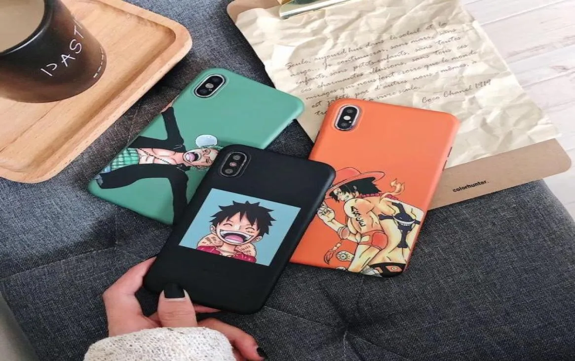 One Piece Phone Case Japan Anime Cartoon Luffy Zoro Coque för iPhone XS Max XR X 6 6S 7 8 Plus roliga leende par Silikon Capa5252605