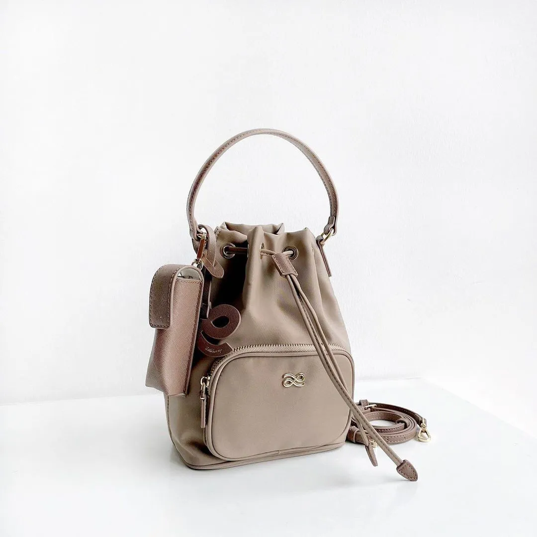 House of Little Bunny Small PU Bucket Handbag with Shoulder  display picture 2