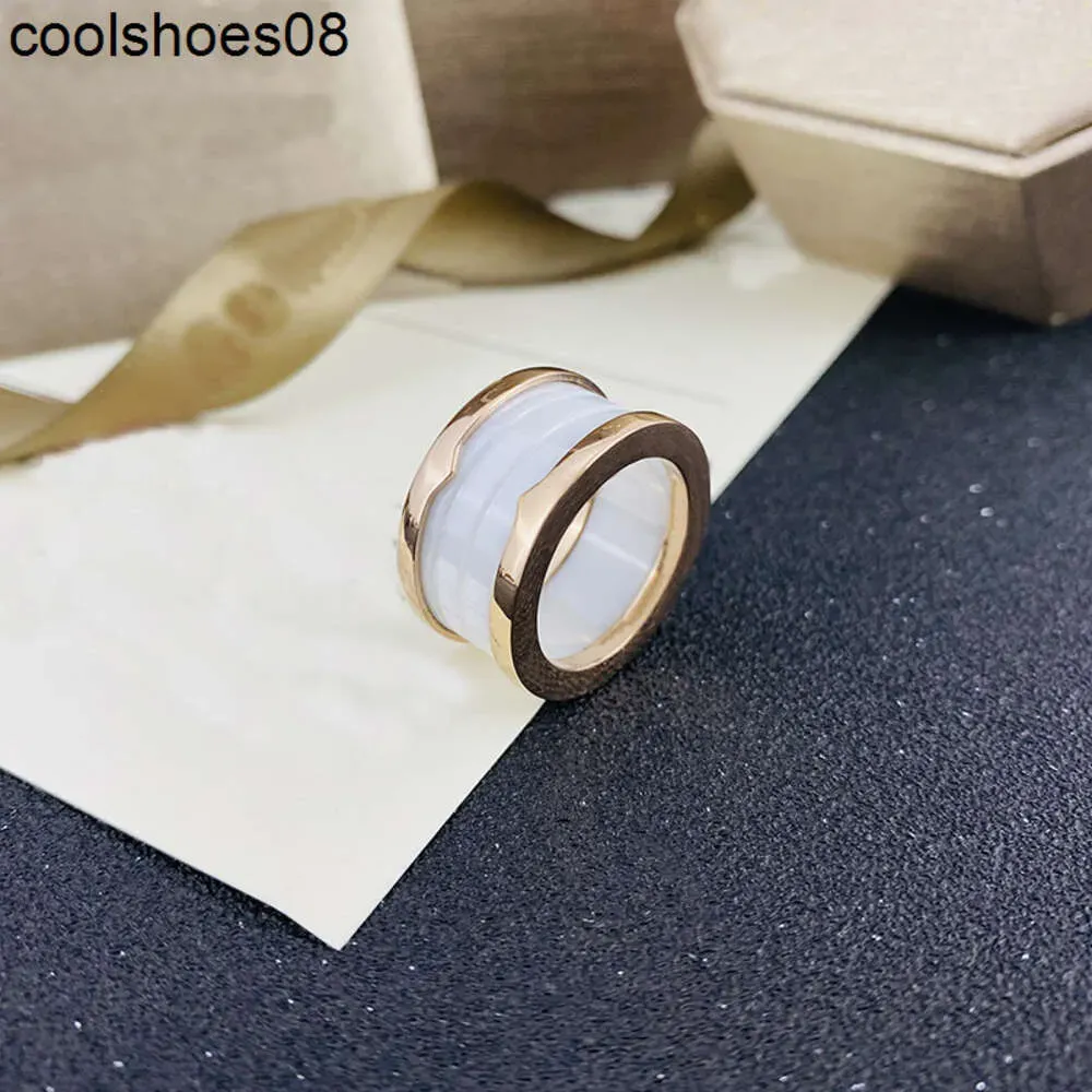 Anéis de jóias Rings de aglomerado de jóias Anel de designer Rings Cerâmica marca branca cópia preta Jóias de jóias prateado nunca Fade Jewelry Premium