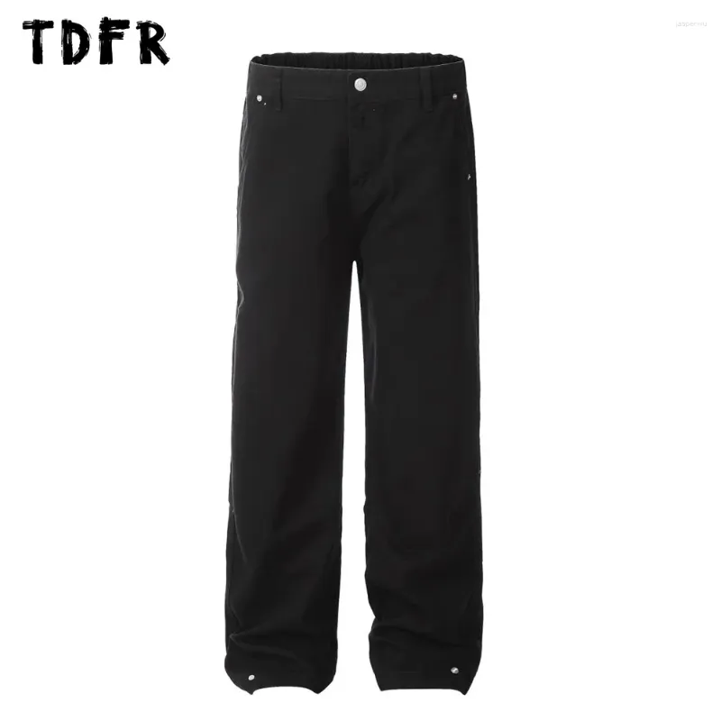 Jeans pour hommes bouton décoration cargo pantalon denim pour hommes streetwear couleur solide lâche rétro hétéro