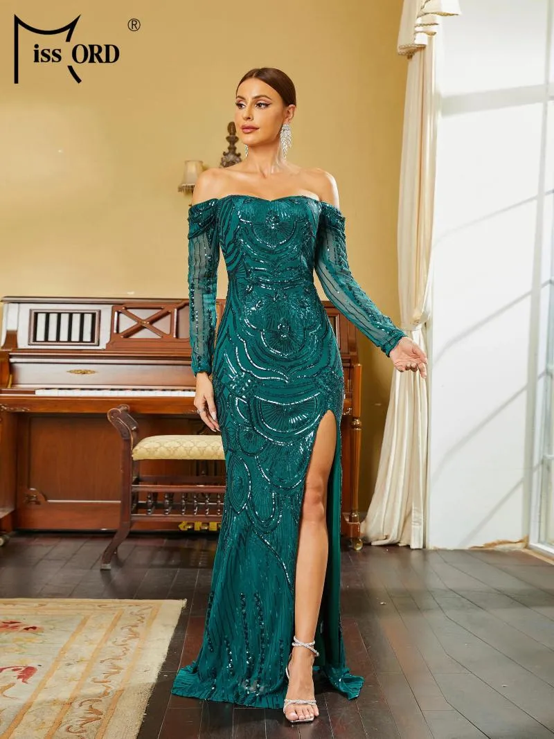 Robes décontractées Missord Sexy Evening Party Robe Femmes Green Coffre enveloppement de l'épaule Split Prom Robe Maxi 2024