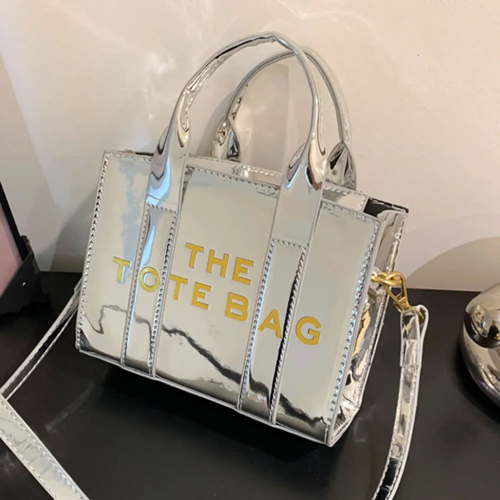 Паттентная кожа маленькая сумка с верхней ручкой для женской модной буквы Сумка Регулируемая ремешка дамы с поперечим сумкой квадратная сумочка