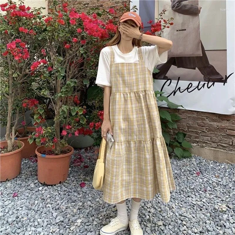 Casual Dresses Hikigawa 2024 Summer Plaid kausal kvinnor klänning alla matchar axel sexig chic mode elegant vestido de mujer