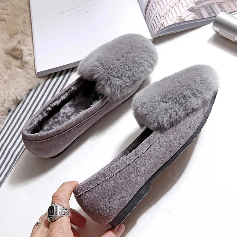 Casual schoenen Long Fur Flats vrouwen glijden op de winter met pluche platte hiel mocassins dames muilezels ontwerper Furry Espadrilles 481